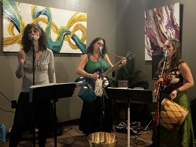 Tonight 7-9! We're back for our 4th Friday set at 612!